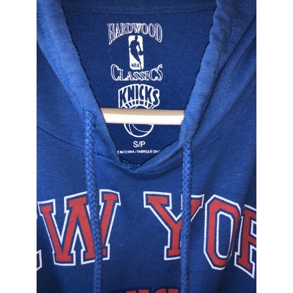 CROP TOP HOODIE - Picture 3 of 3